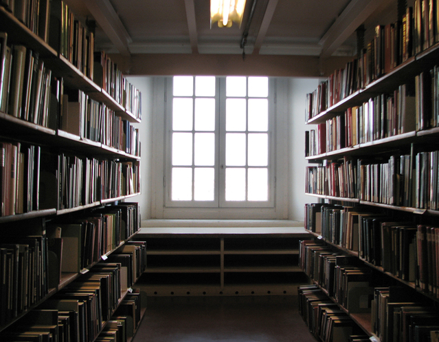 Efficient proofreading and editing service